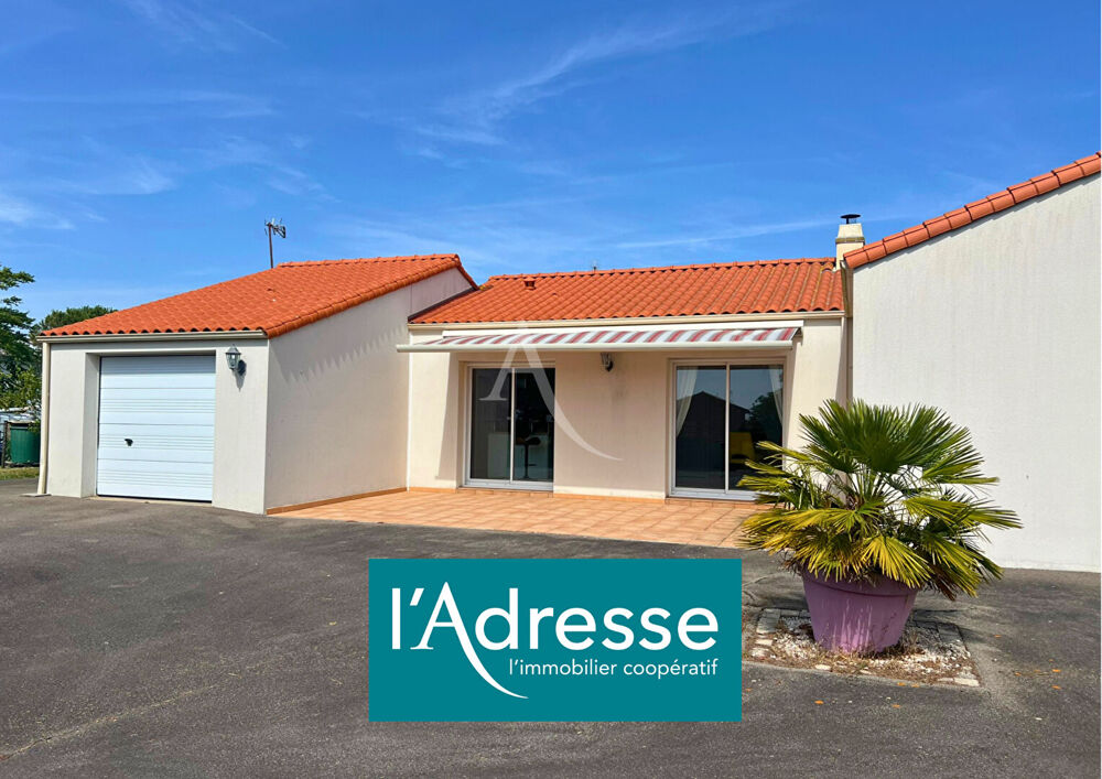 Maison 4 pièces 127 m² · à Beauvoir sur Mer · 127 m² · 286 000 €