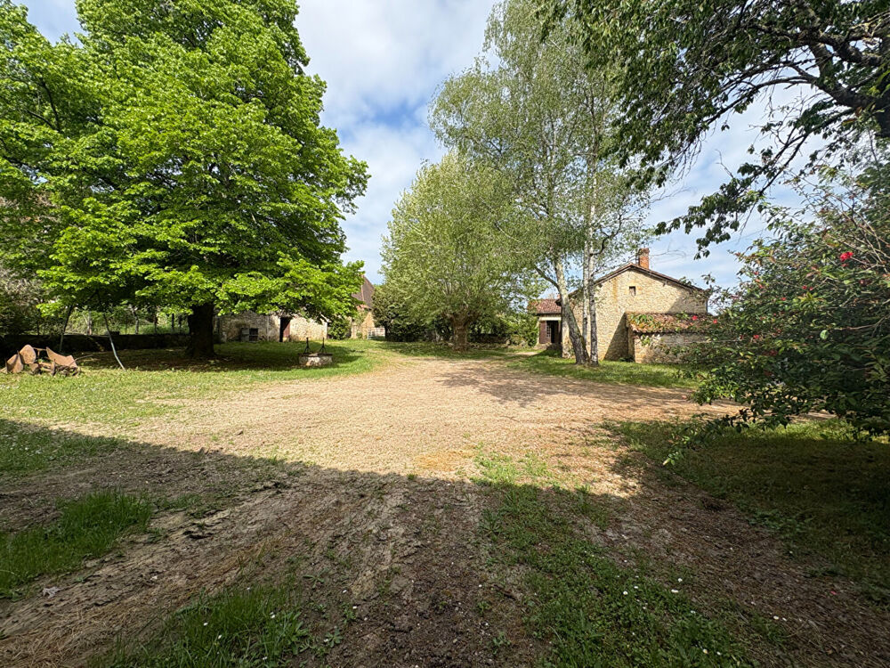 Maison d'habitation avec dépendances - Sarliac Sur L Isle 7 pièces 180 m2