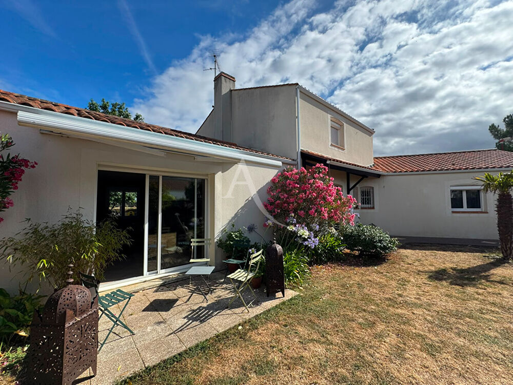 Maison LE FENOUILLER 4 chambres
