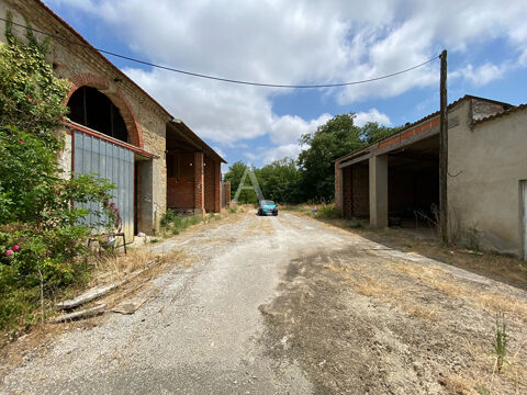   D�pendance  4 pi�ce(s) 507.61 m2 Appartement - 4 pi�ce(s) - 508 m�