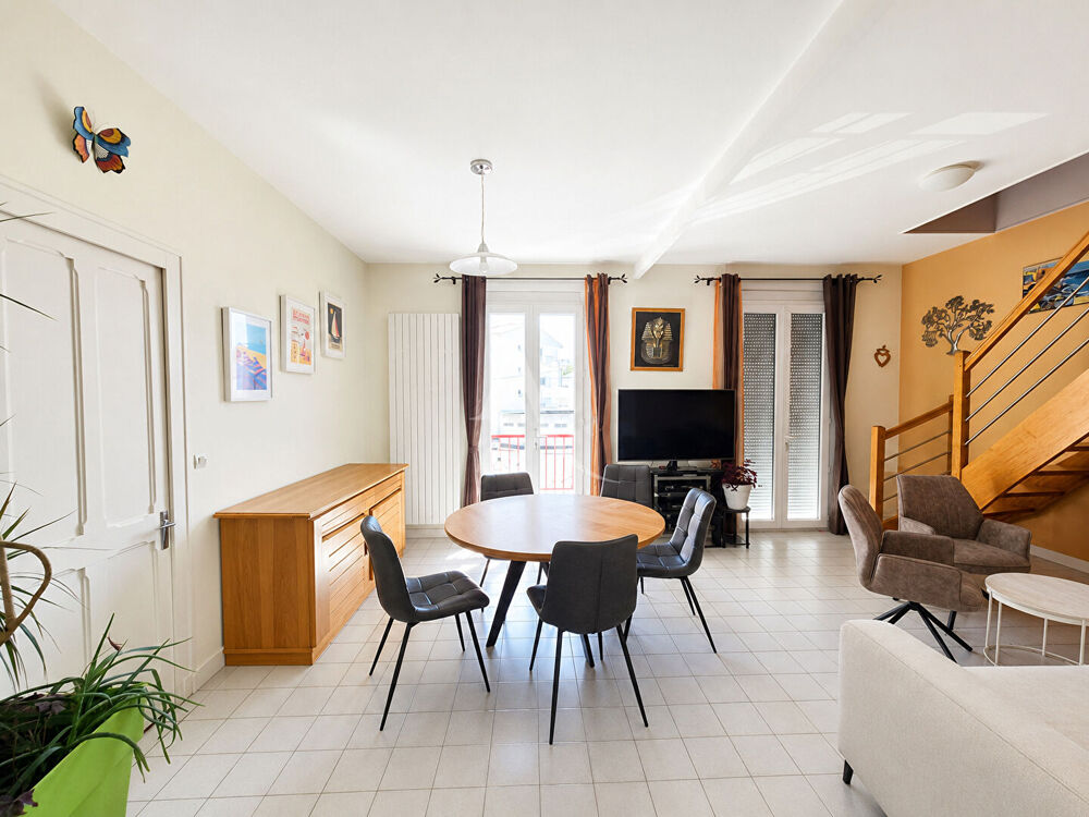 Appartement 5 pièce(s) 92 m2 sur les présidents.