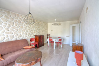  Appartement à louer 3 pièces 68 m²