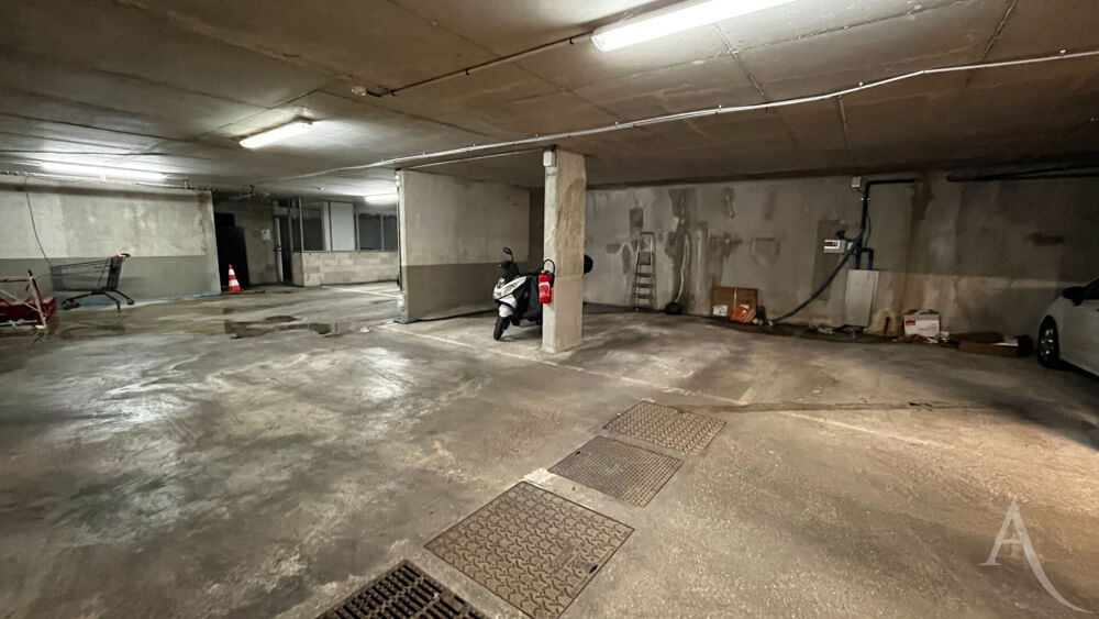 Vente Parking/Garage Parking / box Romainville Romainville