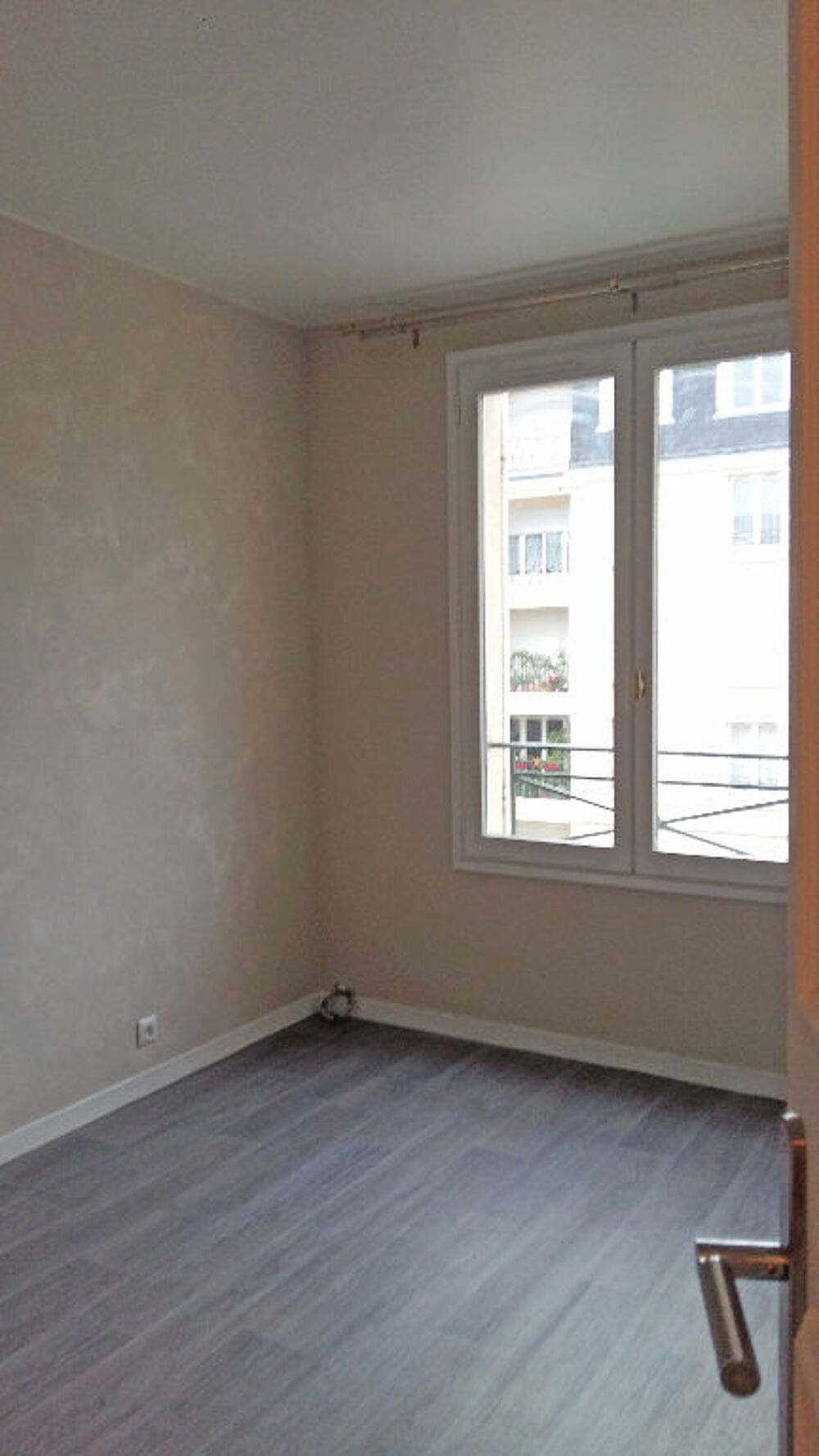 Location Appartement Mantes la Jolie appartement T2 proche de la gare. Mantes la jolie