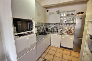  Immeuble � vendre 12 pi�ces 275 m�