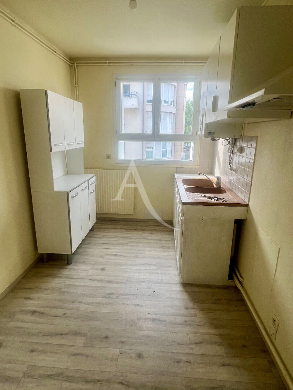 Location Appartement Appartement ORLEANS   3 pièces  60 m2 Orleans