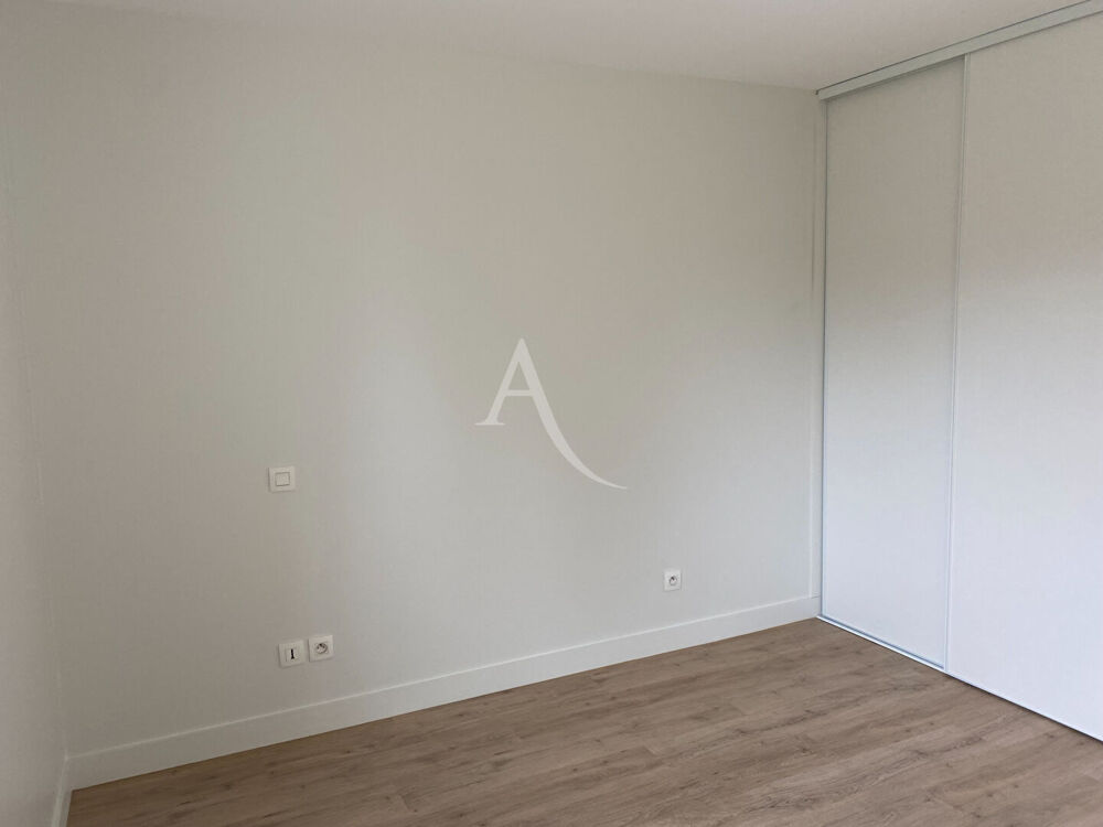 Location Appartement T2 refait à neuf quartier de la Madeleine 36 m² Angers