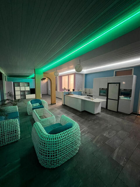   Laforet Le Lamentin vous prsentent cette Villa  en vente Robert 10 pice(s) 400 m2 Maison - 10 pice(s) - 400 m