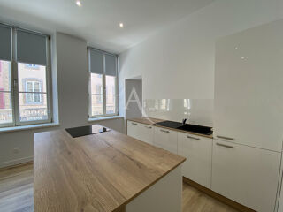  Appartement à louer 2 pièces 53 m²