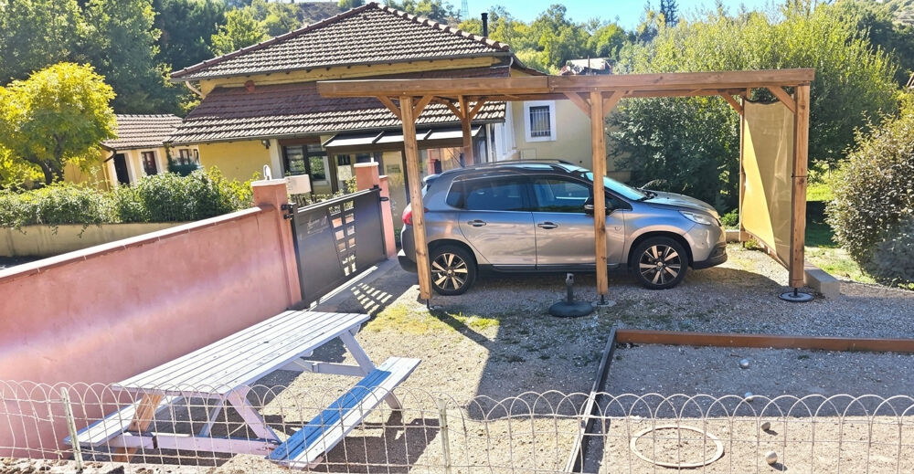 Vente Maison Plain pied 3 pièce(s) 65 m2  + atelier , garage et 500m² terrain Viviez