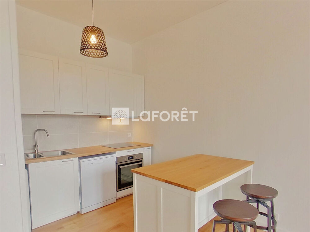 Location Appartement Appartement Bourg En Bresse  MEUBLE 2 pièce(s) 41.77 m2 BOURG EN BRESSE rue Teynière Bourg en bresse