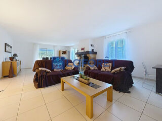  Maison � vendre 4 pi�ces 132 m�