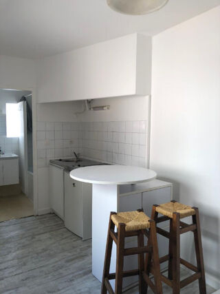  Appartement à louer 1 pièce 15 m²