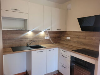  Appartement à louer 2 pièces 45 m²