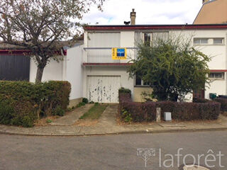  Maison  louer 7 pices 106 m