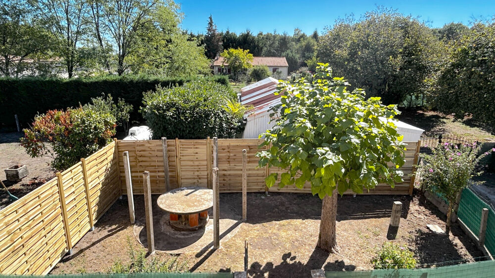 A LOUER MAISON DE TYPE 3 AVEC JARDIN - SECTEUR BERSON - BLAYE