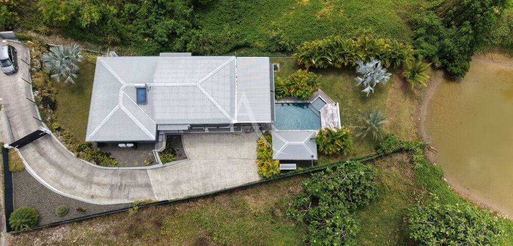à vendre  Maison Sainte-Anne (97180)