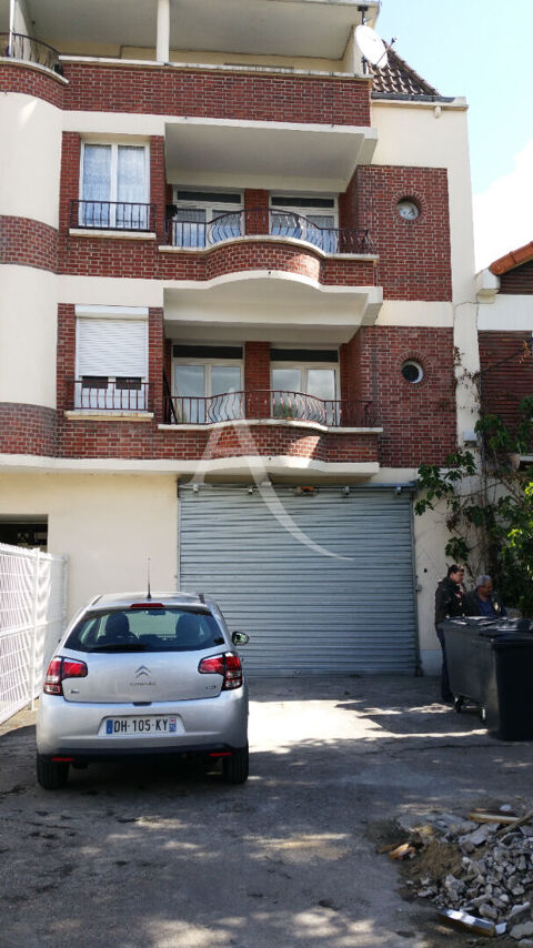 Local commercial Aubervilliers 2 pièce(s) 137 m2 2000 93300 Aubervilliers