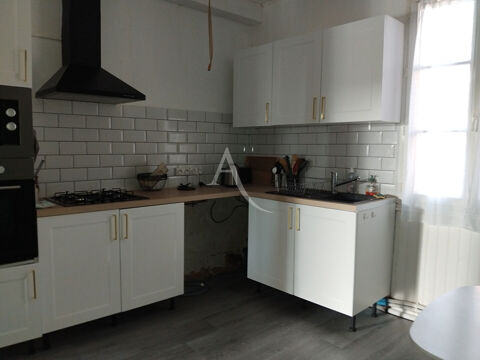   NUEIL SUR LAYON Appartement T4 meubl� Appartement - 4 pi�ce(s) - 122 m�