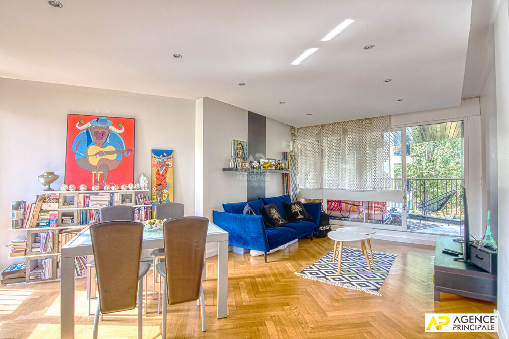 Le Chesnay limite Versailles Appartement 3 pièces 76,26 m² carrez situé au 2e étage avec ascenseur, balcon, cave et parking exté