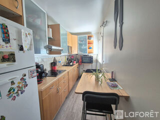  Appartement à louer 3 pièces 64 m²