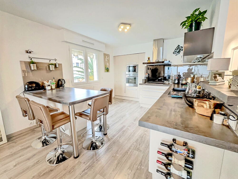 Vente Appartement Magnifique T3 terrasse vue mer Cagnes sur mer