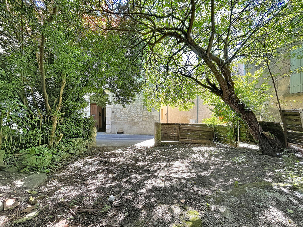 Vente Maison ARDÈCHE, BAIX : Maison de caractère en pierre. 174 m² habitables au sein d'un ensemble de +500 m² au sol Baix
