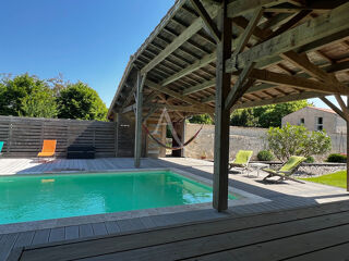  Maison � vendre 8 pi�ces 330 m�