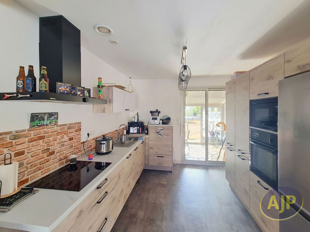Vente Maison Maison Montaigu Vendee 4 pièce(s) 120 m2 Montaigu vendee