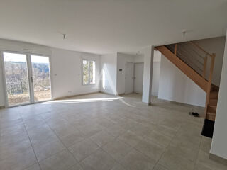  Maison à louer 5 pièces 97 m²