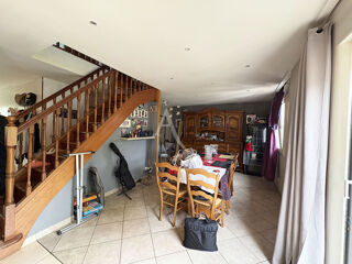  Maison à vendre 8 pièces 146 m²