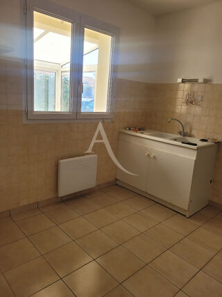  Maison à louer 4 pièces 79 m²