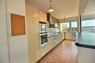  Appartement  vendre 4 pices 77 m