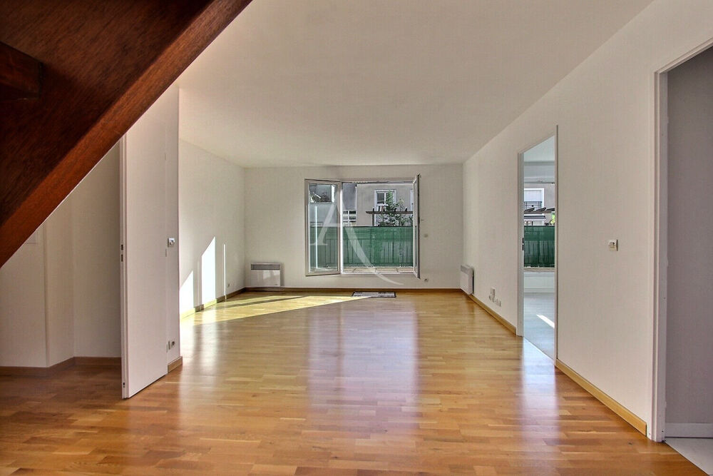Vente Appartement VILLENEUVE LA GARENNE - QUARTIER APOLLONIA - DUPLEX DE 5 PIECES AVEC TERRASSE Villeneuve la garenne