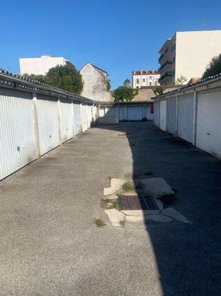  Parking / Garage � vendre 15 m�