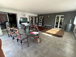  Maison � vendre 5 pi�ces 172 m� Canet en roussillon