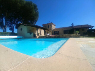  Villa � vendre 6 pi�ces 225 m�