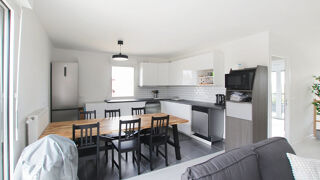  Appartement à louer 5 pièces 115 m²
