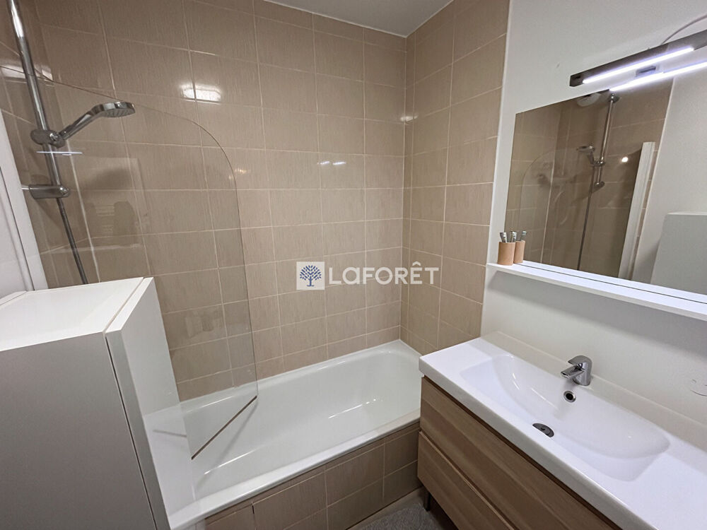Vente Appartement Appartement climatisé  Bourgoin-jallieu 3 pièce(s) 67.92 m2 Bourgoin jallieu