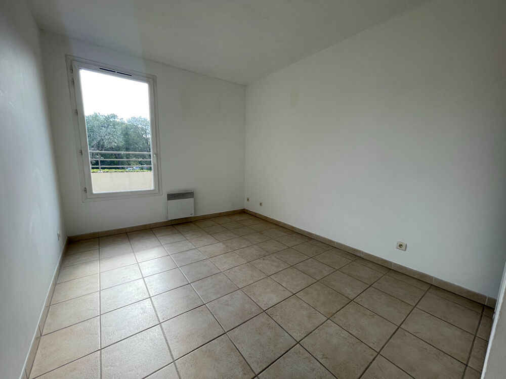 Location Appartement À louer, Appartement T3 de 70,61 m², La Duranne Basse 1000 Aix en provence