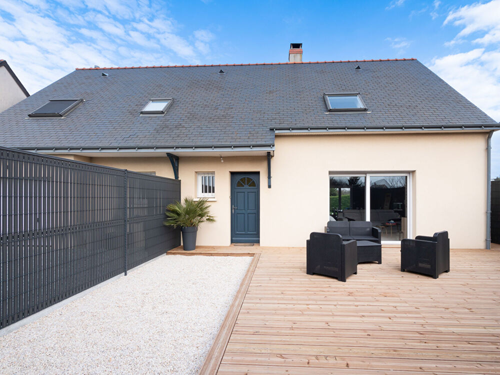 Maison 7 pièces 147 m² · à Saint Barthelemy D Anjou · 147 m² · 337 300 €
