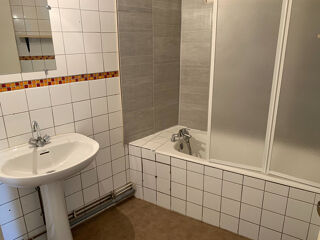  Immeuble � vendre 107 m�