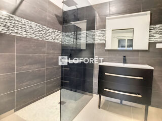  Maison à louer 6 pièces 119 m²