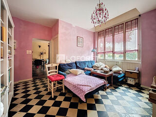  Maison  vendre 5 pices 211 m