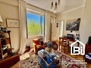  Appartement � vendre 5 pi�ces 130 m�