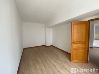  Appartement � louer 4 pi�ces 95 m�