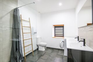  Maison à vendre 15 + pièces 664 m²