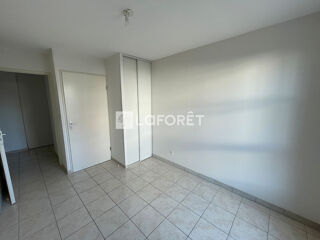  Appartement � louer 4 pi�ces 79 m�