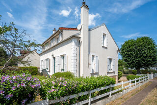  Maison à vendre 8 pièces 163 m²