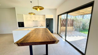  Maison à louer 4 pièces 130 m²